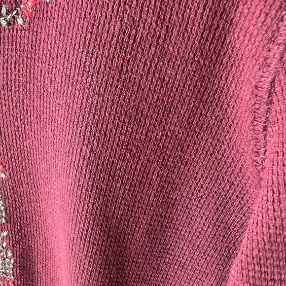Lucky Brand Top Womens Size Small Burgundy Thermal Henley with Floral Embroidery - Picture 11 of 16